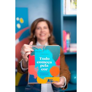 Livro - Tudo Começa Pela Cor